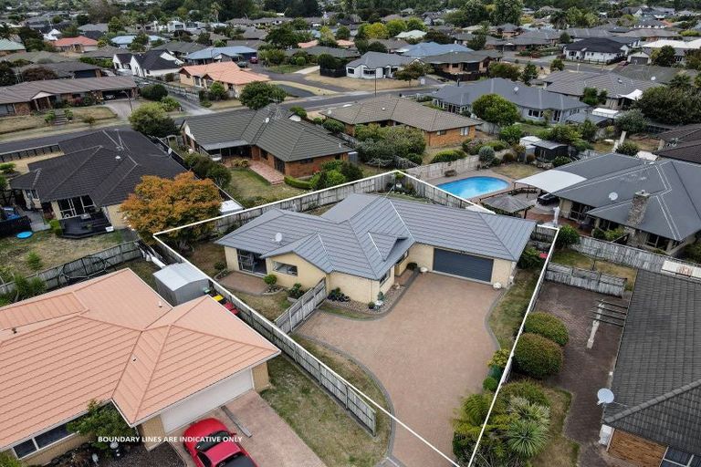 Photo of property in 38 Callum Brae Drive, Rototuna, Hamilton, 3210