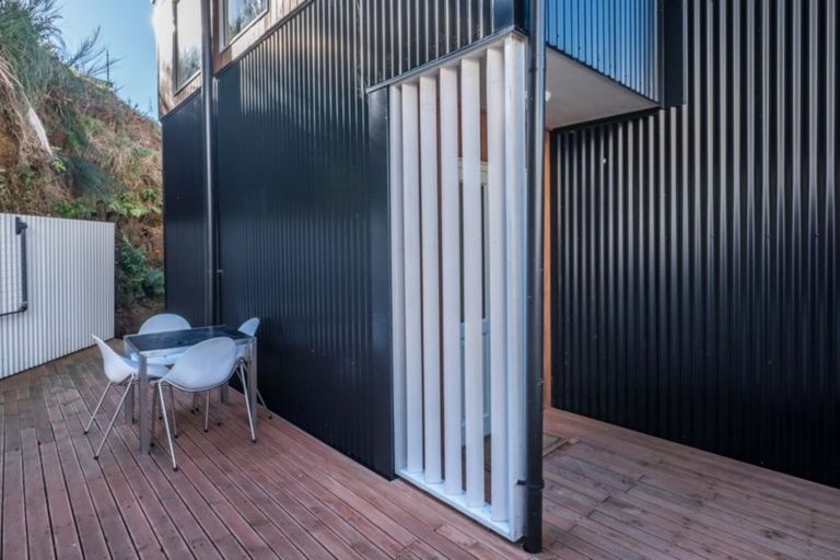 Photo of property in 4/14c Glenmore Street, Thorndon, Wellington, 6011