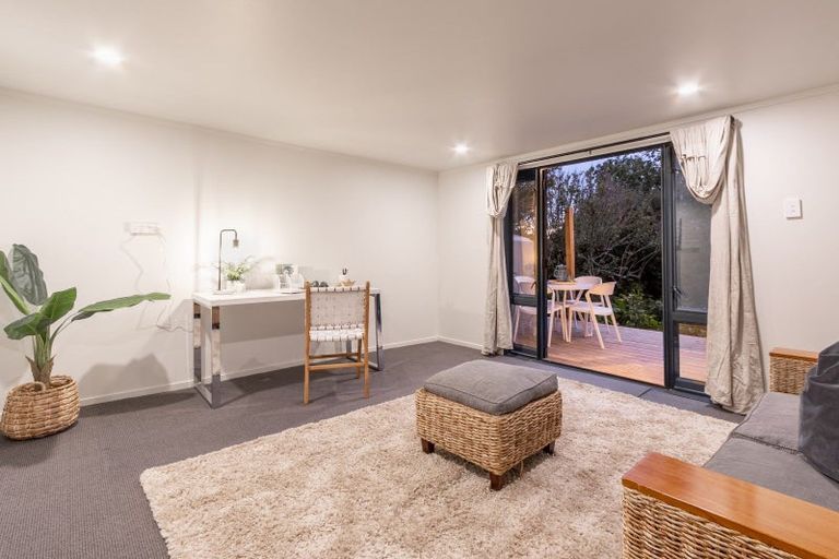 Photo of property in 50 Dale Road, Raumati South, Paraparaumu, 5032