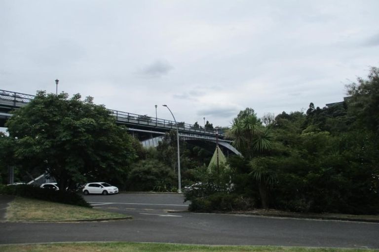 Photo of property in Waterford Estate, 1/102 Grantham Street, Hamilton Central, Hamilton, 3204