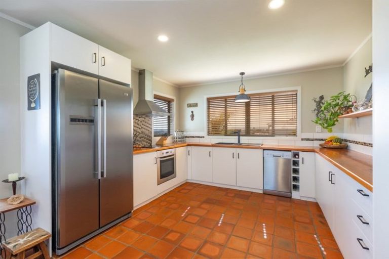 Photo of property in 137 Worthington Road, Wellsford, 0974