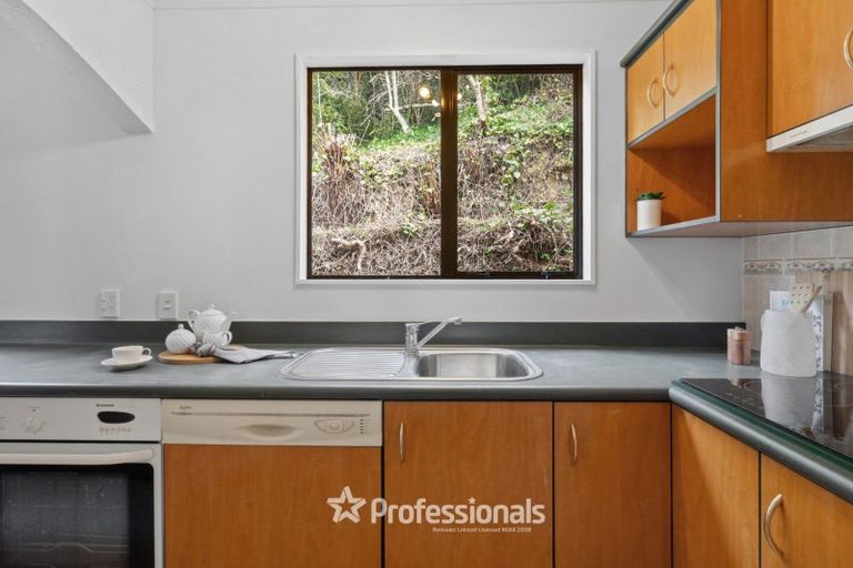 Photo of property in 79 Sunbrae Drive, Silverstream, Upper Hutt, 5019