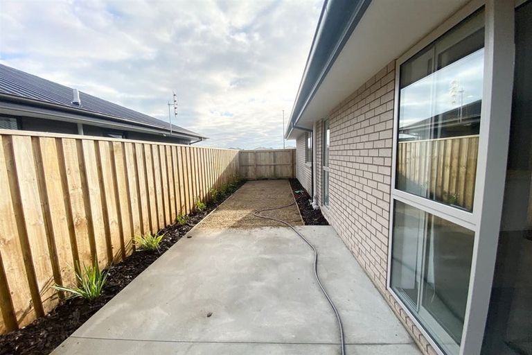 Photo of property in 78 Broadway Parade, Rolleston, 7615