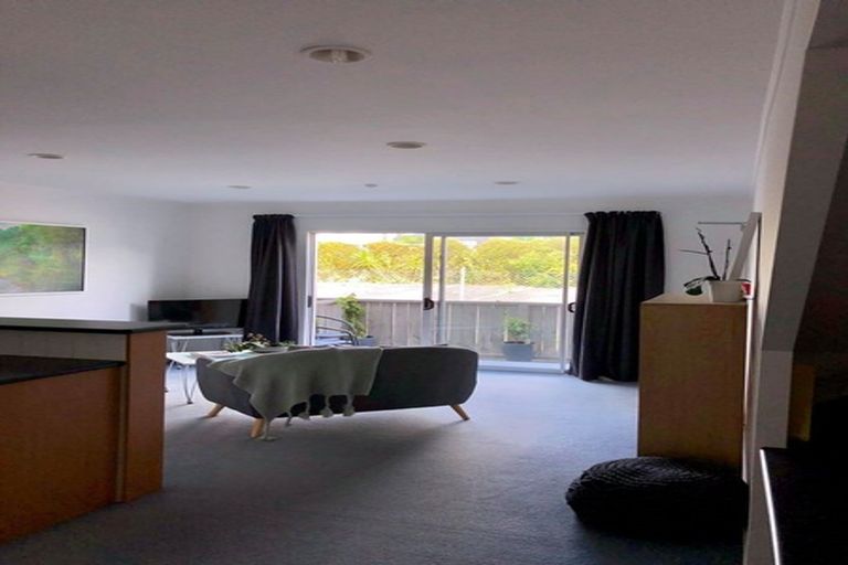 Photo of property in 5/3 Kelvin Grove, Te Aro, Wellington, 6011