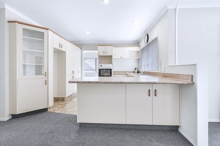 Photo of property in 18 John Webb Drive, Glenview, Hamilton, 3206