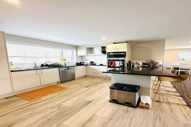 Photo of property in 10/11 Ray Small Drive, Papakura, 2110