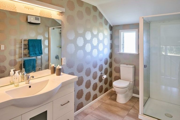 Photo of property in 53 Box Hill, Khandallah, Wellington, 6035