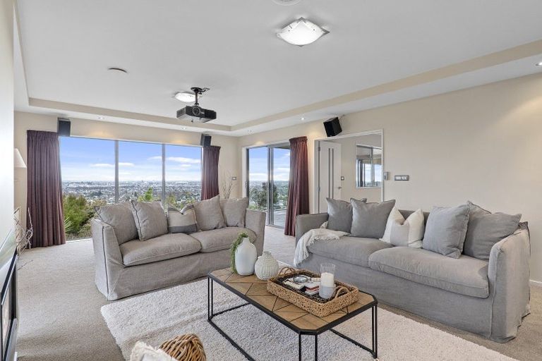 Photo of property in 98 Holliss Avenue, Cashmere, Christchurch, 8022