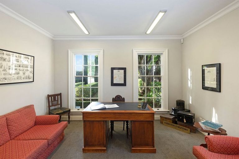 Photo of property in 52 Bealey Avenue, Christchurch Central, Christchurch, 8013