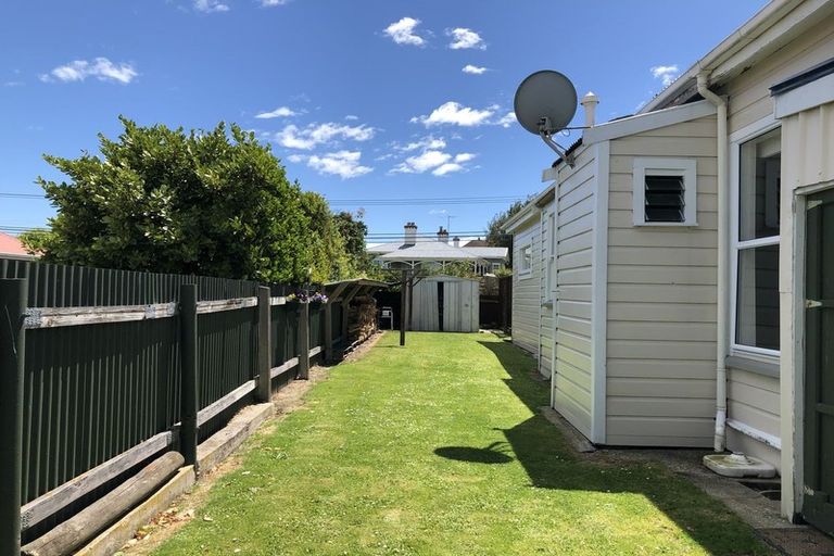 Photo of property in 22 Frances Street, Balclutha, 9230
