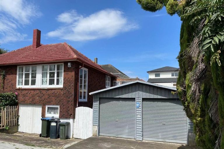 Photo of property in 87 Hillsborough Road, Hillsborough, Auckland, 1042