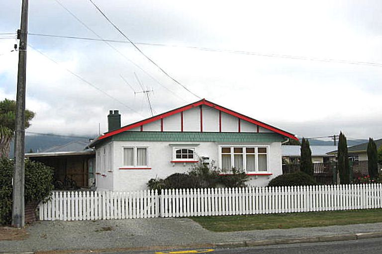 Photo of property in 31 Parsonage Road, Waimate, 7924