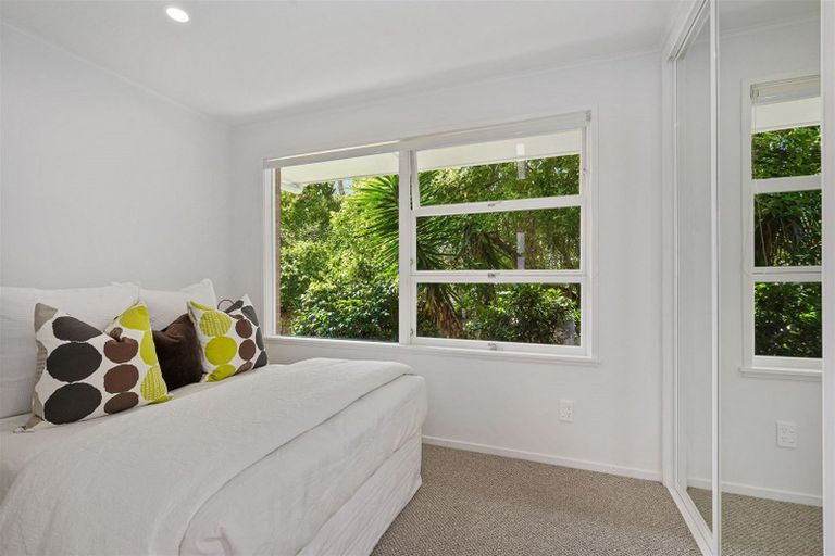 Photo of property in 1/240 Hurstmere Road, Takapuna, Auckland, 0622