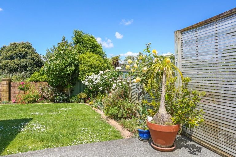 Photo of property in 4/8 Village Place, Tuakau, 2121