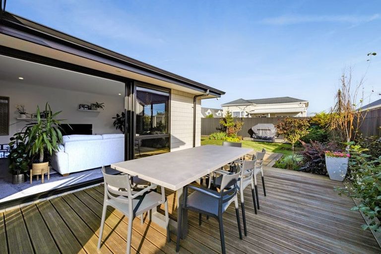 Photo of property in 69 Wilson Street, Hawera, 4610