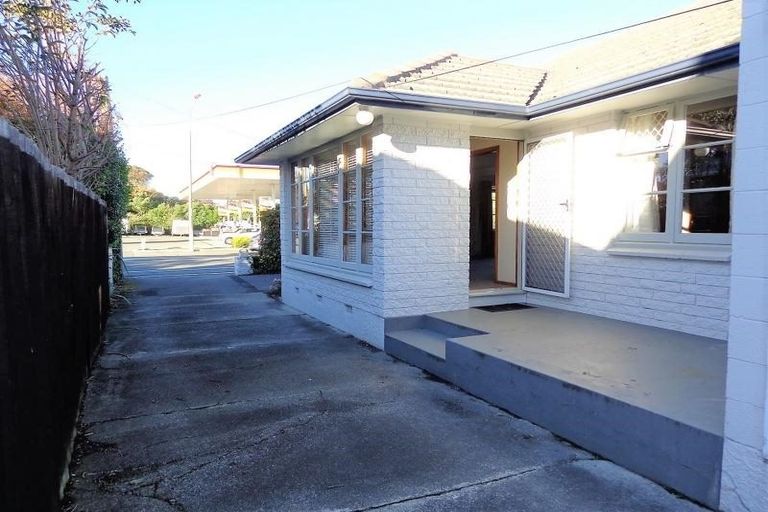 Photo of property in 45a Strowan Road, Strowan, Christchurch, 8052