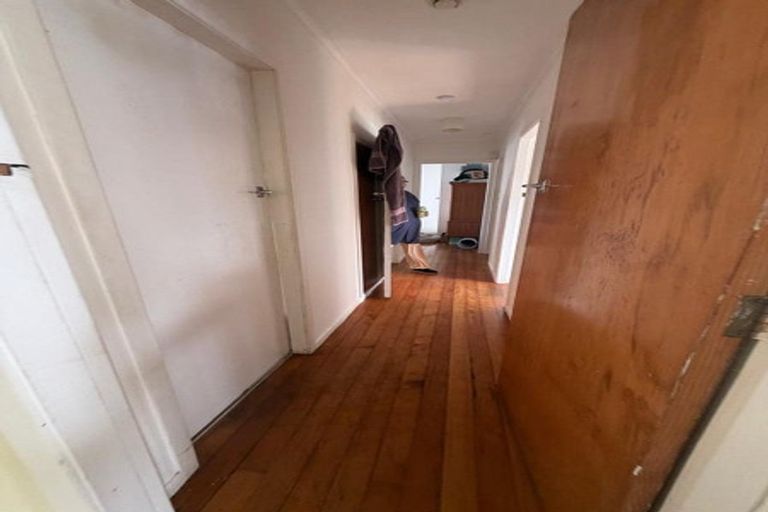 Photo of property in 47 Mckean Avenue, Manurewa, Auckland, 2102