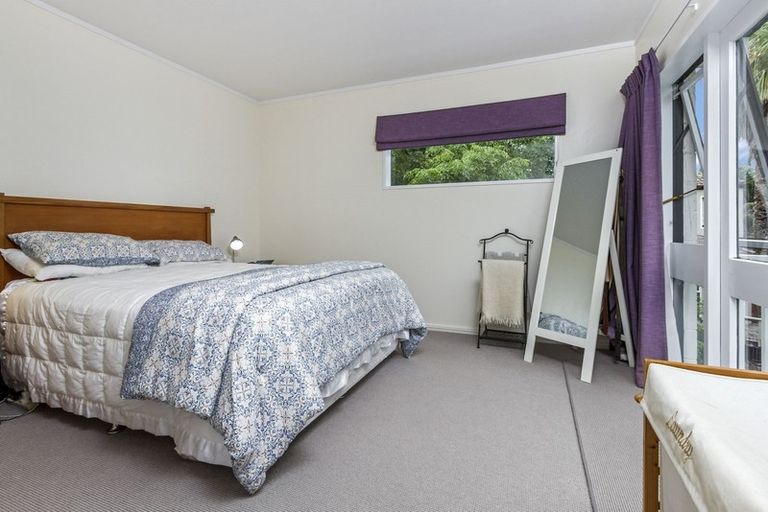 Photo of property in 2/21 Brook Street, Milford, Auckland, 0620