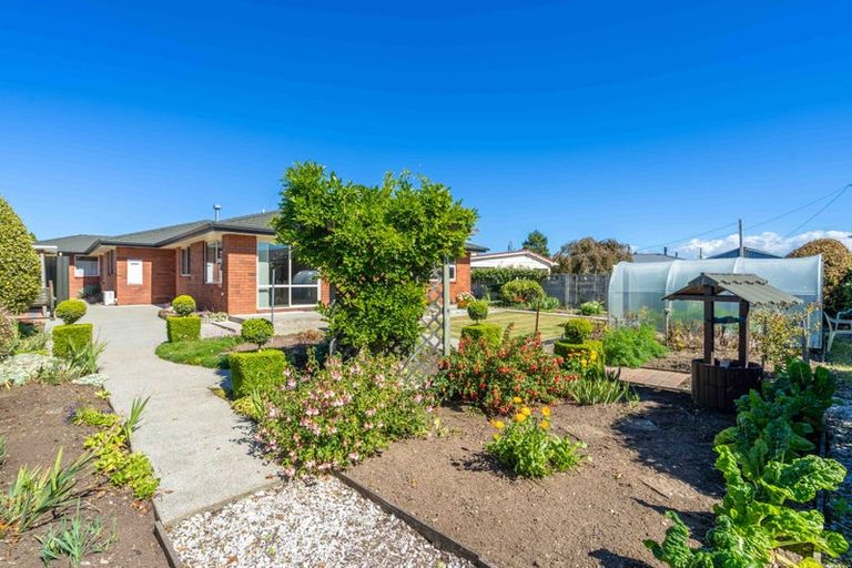 Photo of property in 115 Kitchener Street, Gore, 9710