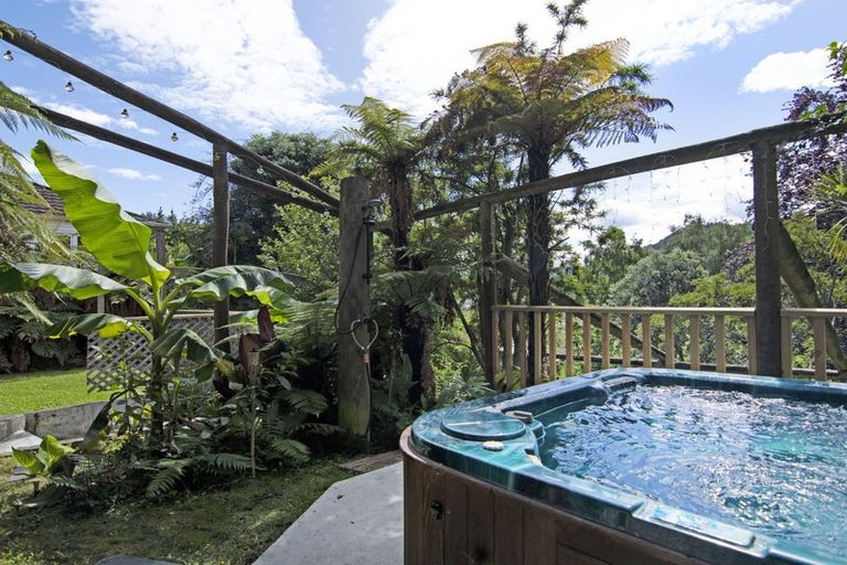 Photo of property in 35 Thompson Terrace, Toi Toi, Nelson, 7010