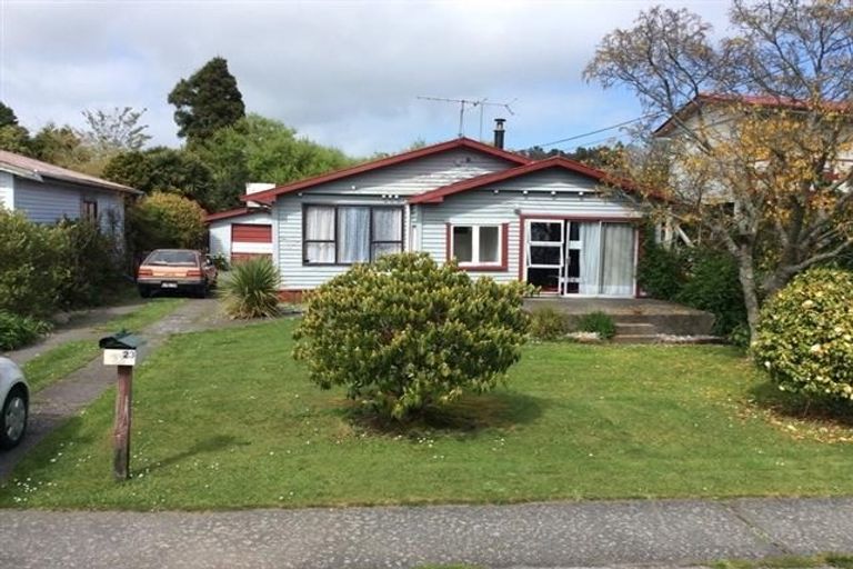 Photo of property in 23 Inverness Street, Dunollie, Runanga, 7803