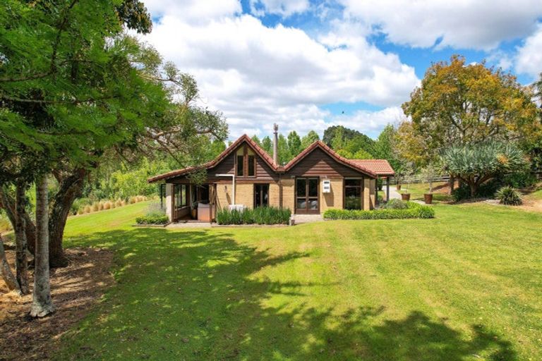 Photo of property in 2 Keridale Lane, Kerikeri, 0230