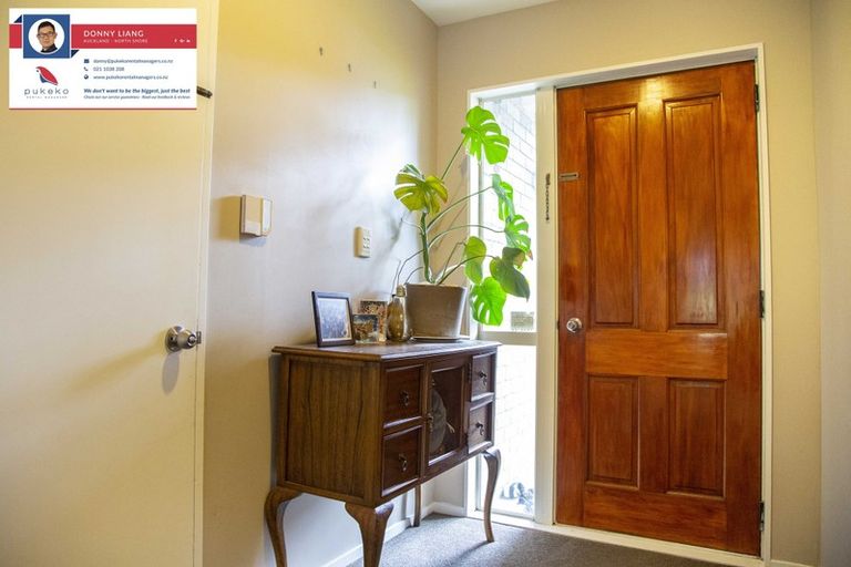 Photo of property in 68 Barbados Drive, Unsworth Heights, Auckland, 0632