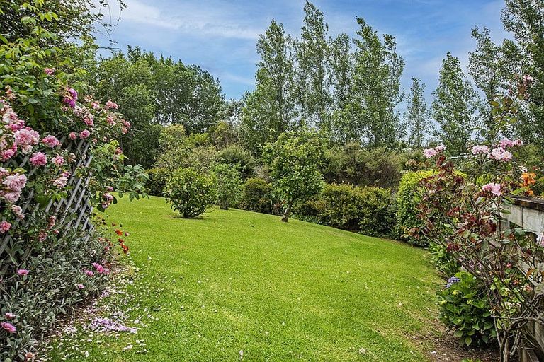 Photo of property in 37 Pahi Road, Paparoa, 0571