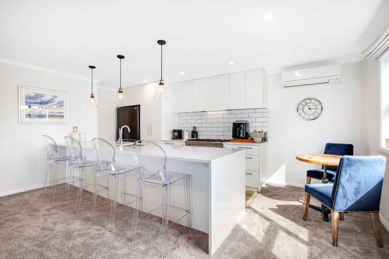 Photo of property in 5 Lucern Lane, Petone, Lower Hutt, 5012