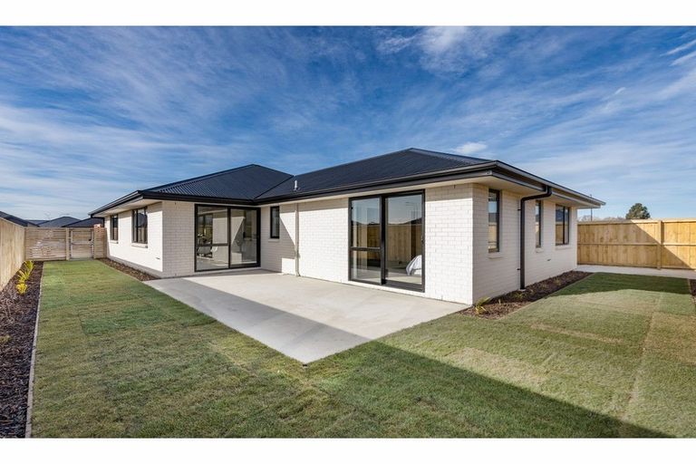 Photo of property in 22 Nathaniel Archer Street, Woodend, 7610