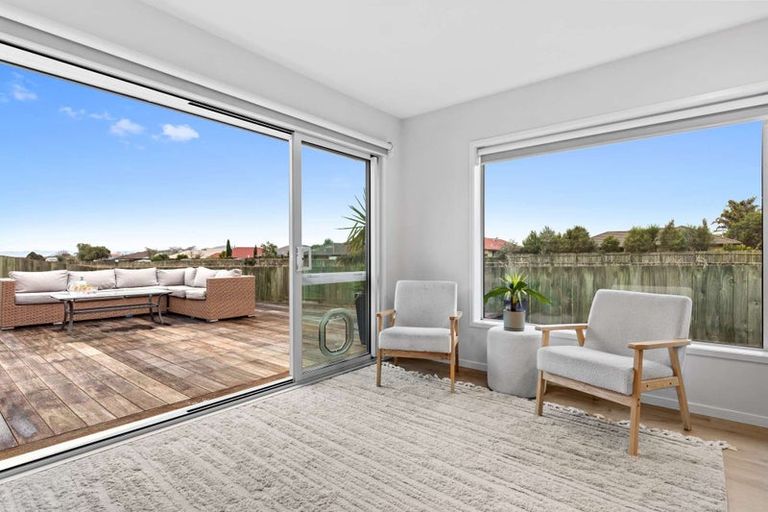 Photo of property in 58 Whatumairangi Way, Owhata, Rotorua, 3010