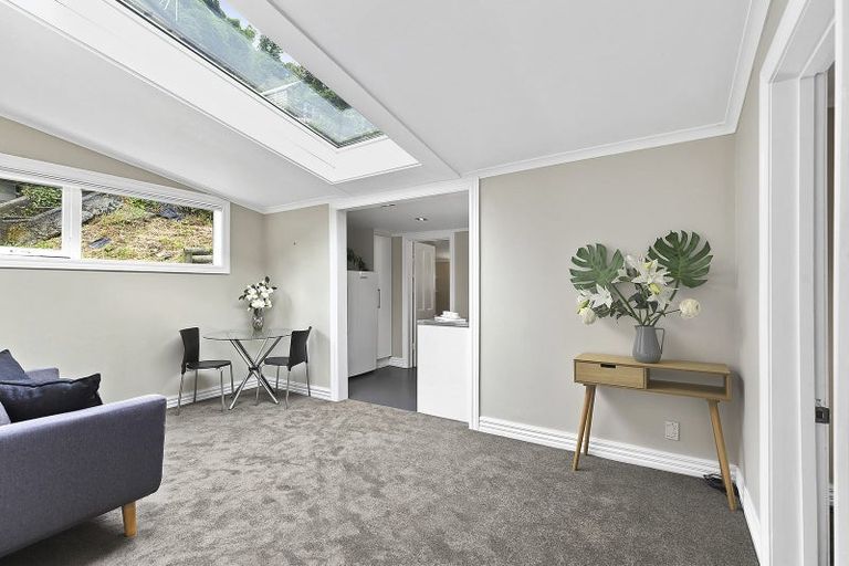 Photo of property in 32 Holloway Road, Aro Valley, Wellington, 6021