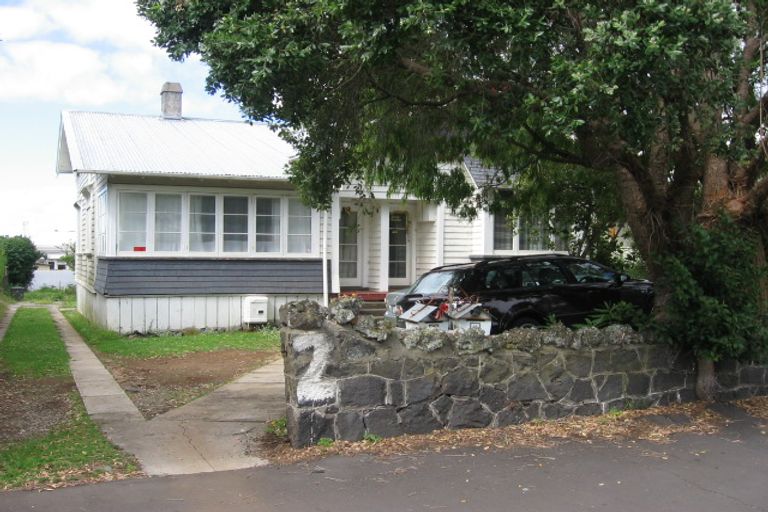 Photo of property in 3/2c Valley Road, Mount Eden, Auckland, 1024