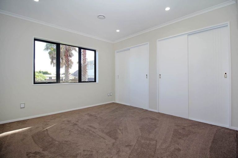 Photo of property in 14a Plunket Avenue, Papatoetoe, Auckland, 2104