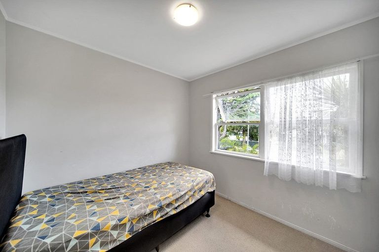Photo of property in 4 Burndale Terrace, Manurewa, Auckland, 2102