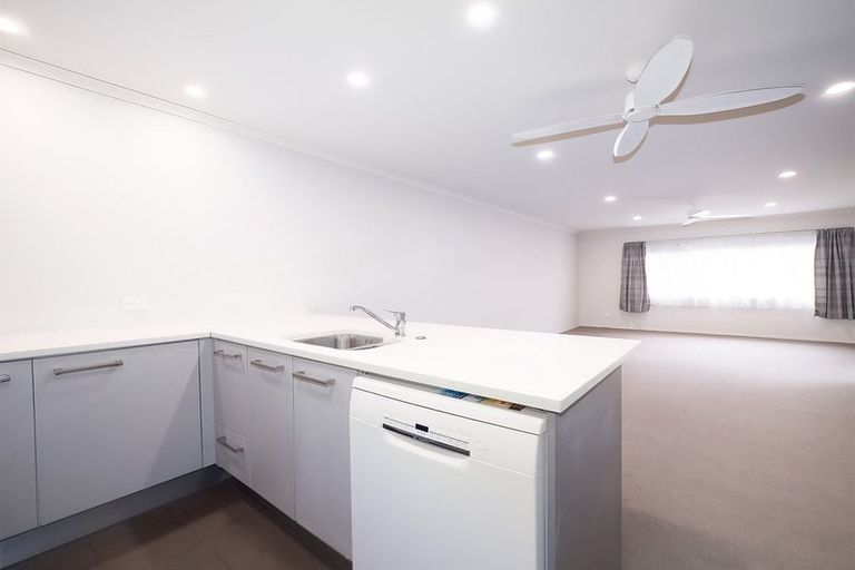 Photo of property in 24 Selwyn Road, Paihia, 0200