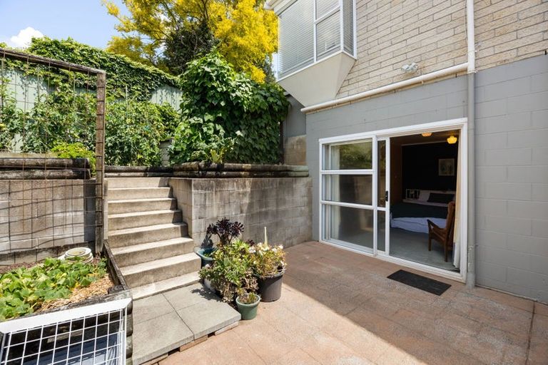 Photo of property in 69 Poaka Avenue, Dinsdale, Hamilton, 3204