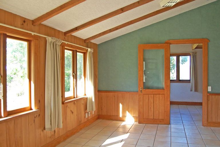 Photo of property in 364 Oneriri Road, Kaiwaka, 0573