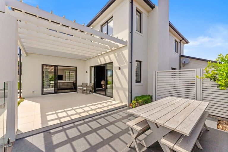 Photo of property in 57 Milano Boulevard, Karaka, Papakura, 2113
