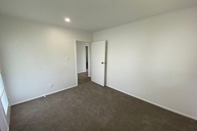 Photo of property in 1/59 Shakespeare Road, Milford, Auckland, 0620