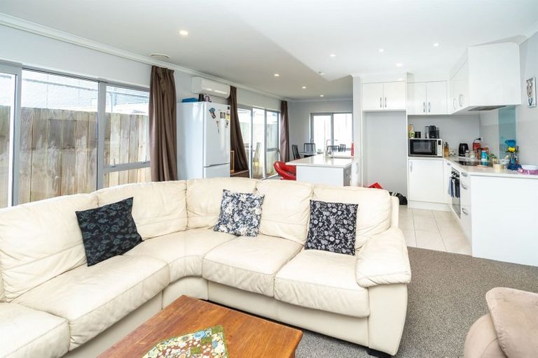 Photo of property in 3/13 Crosher Place, Silverdale, Hamilton, 3216