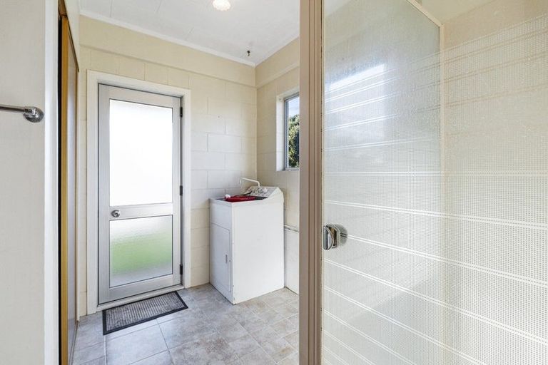 Photo of property in 3/12 Beach Street, Fitzroy, New Plymouth, 4312