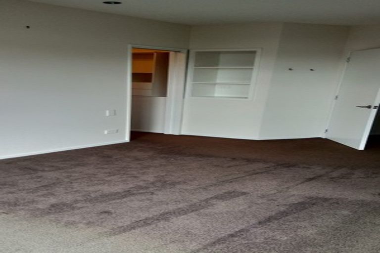 Photo of property in 100 Soleares Avenue, Mount Pleasant, Christchurch, 8081