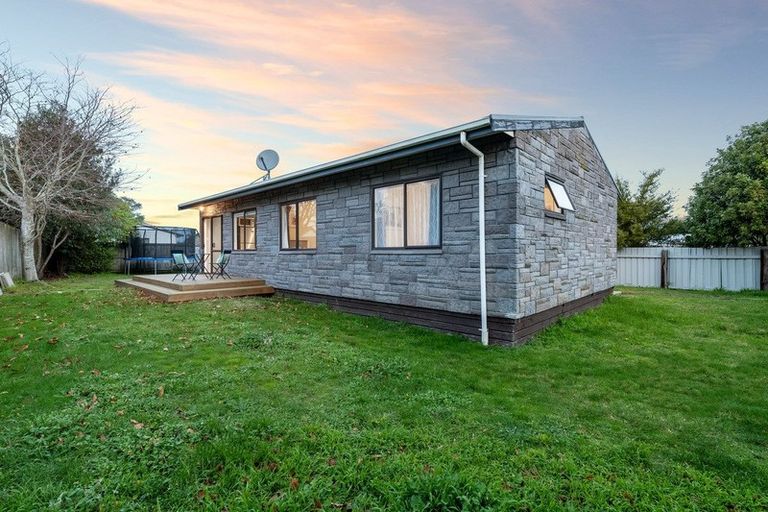 Photo of property in 4b Kimber Grove, Papamoa Beach, Papamoa, 3118