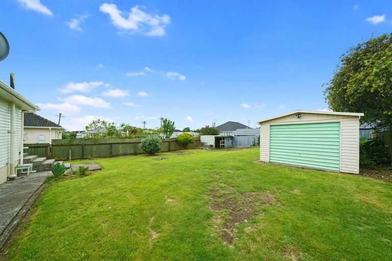 Photo of property in 96 Tiro Tiro Road, Levin, 5510