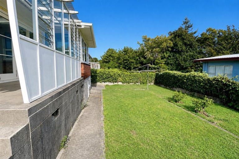 Photo of property in 118 Frankley Road, Frankleigh Park, New Plymouth, 4310