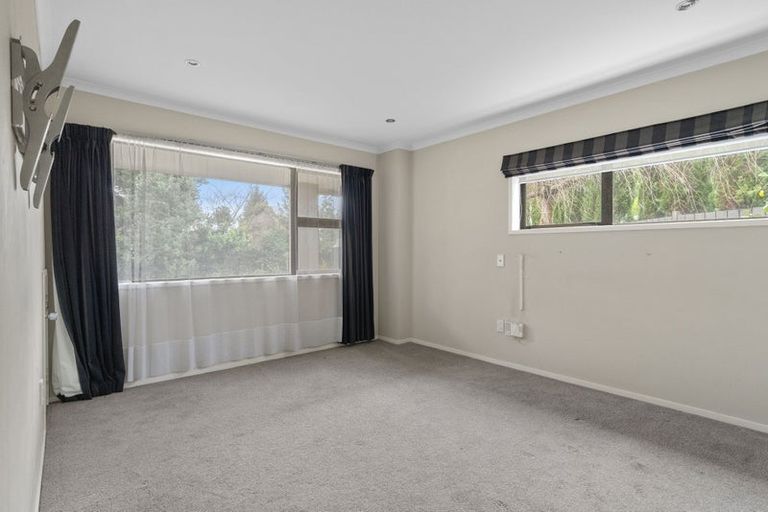 Photo of property in 12a Stuart Street, Levin, 5510