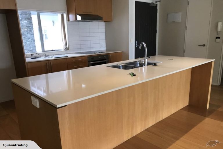 Photo of property in 204/252 Centreway Road, Orewa, 0931