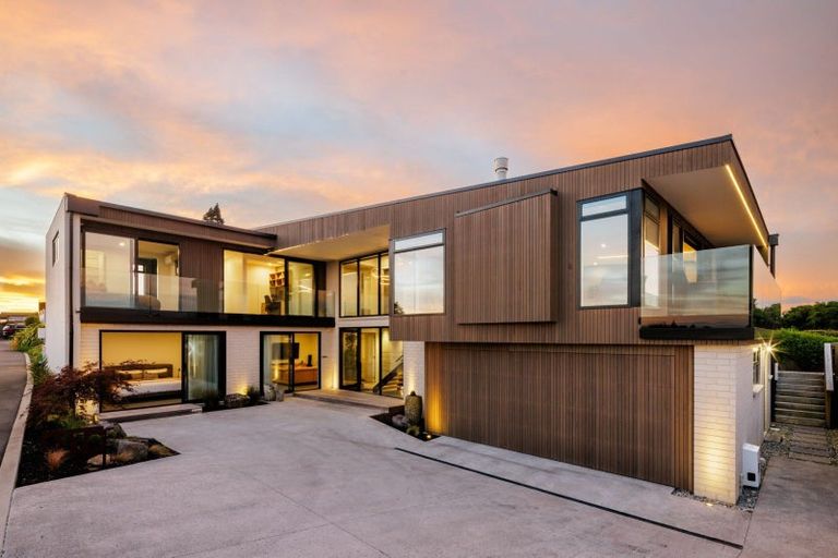 Photo of property in 117a Lake Crescent, Hamilton Lake, Hamilton, 3204