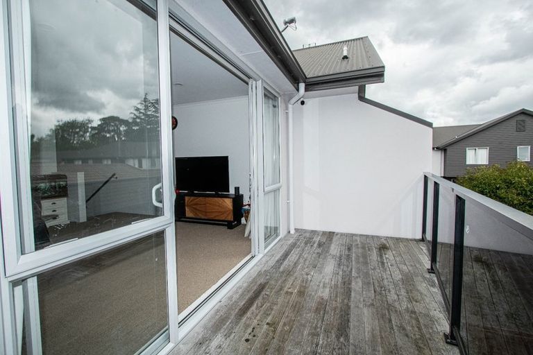 Photo of property in 1/6 Page Place, Hamilton East, Hamilton, 3216